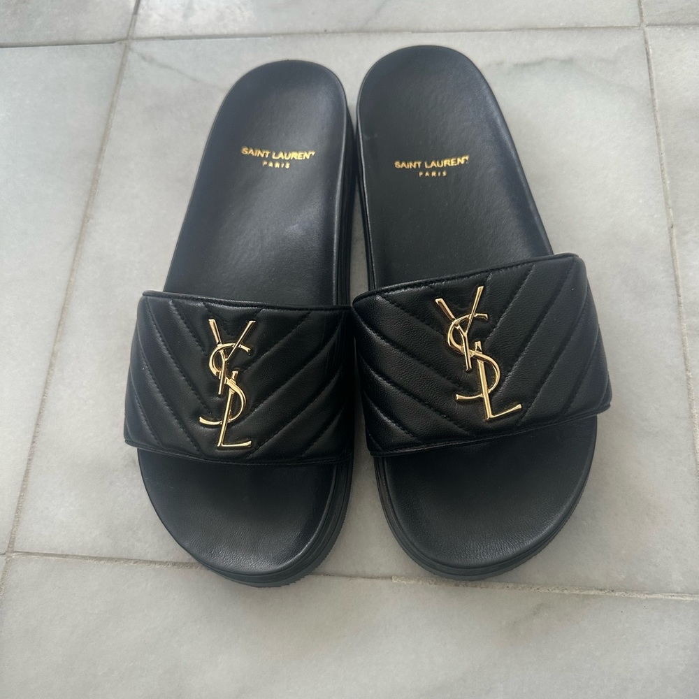 YSL Sandal worn once size 41